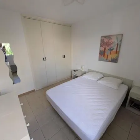 Rdc Proche Apartament